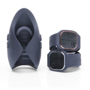 Masturbator „Pulse Duo Lux“ mit 2 Fernbedienungen am Armband
